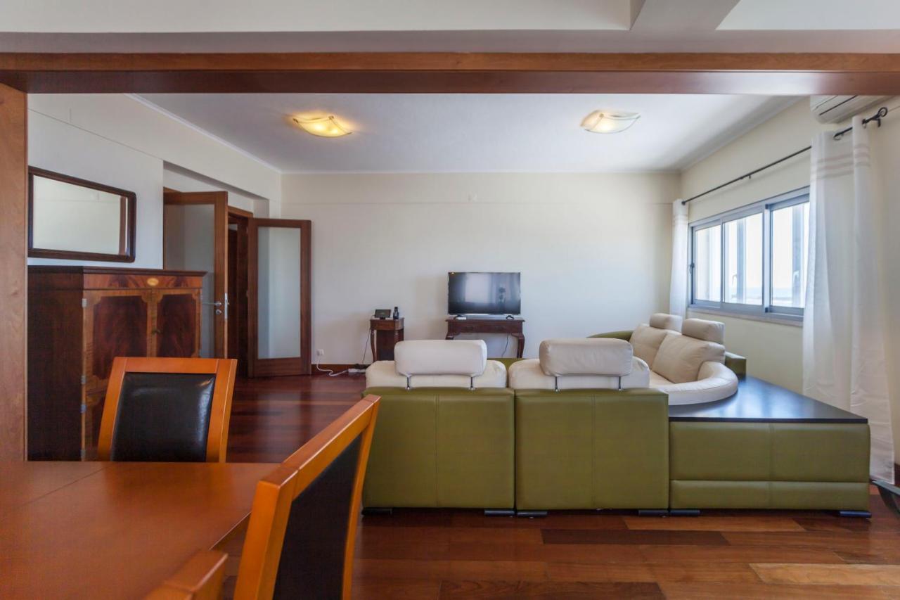 Deluxe Marina Apartment Ponta Delgada المظهر الخارجي الصورة